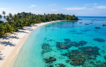 pulau damar anambas, wisata kepulauan riau, hidden gem kepri, diving pulau damar, pulau terluar indonesia, wisata anambas, pantai tersembunyi kepri, travel natuna laut